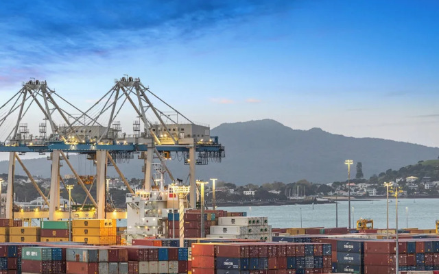 Modern 2BR Penthouse for Families by Zodiak Stays