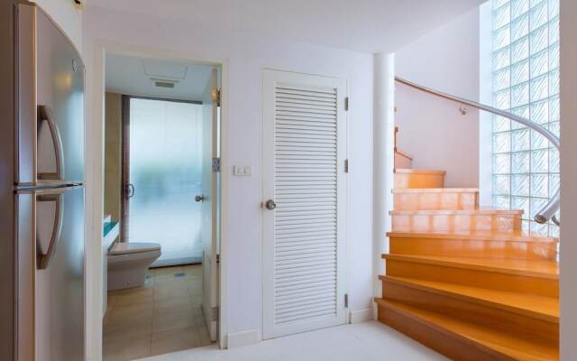 Baan LonSai Beachfront Condominium