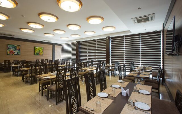 Hotel Grand Visava