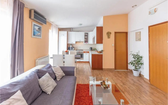 Two-Bedroom Apartment with Sea View in Makarska