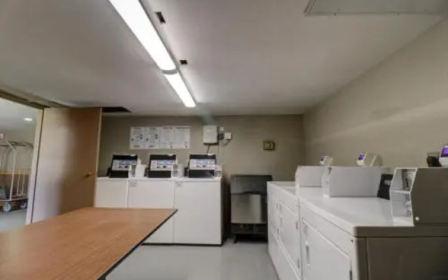 Large, Welcoming Condo With Incredible Views - WL406 by Redawning