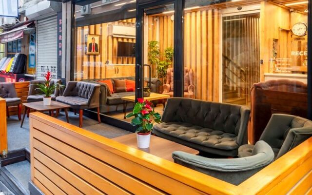 Form Hotel