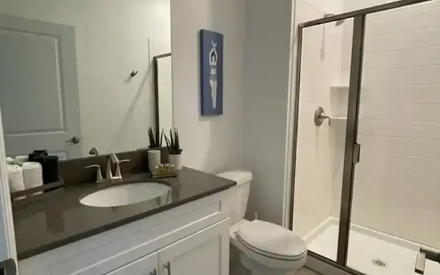 SL 4Br Walking Distance to Club