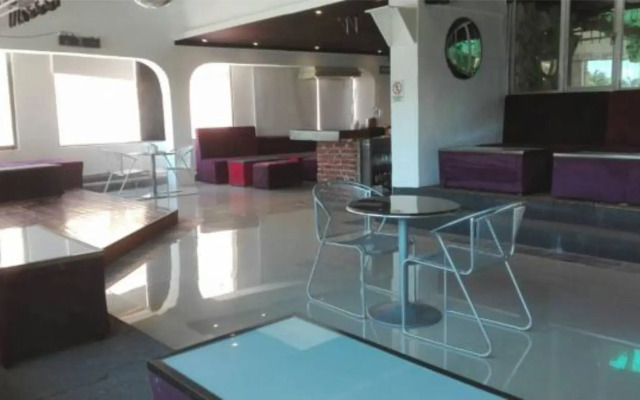 Arts Party Central Hostel