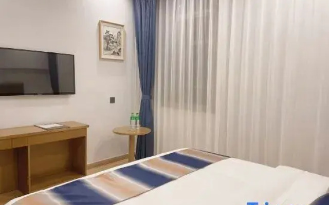 Zhangjiajie Fulante Theme Hotel