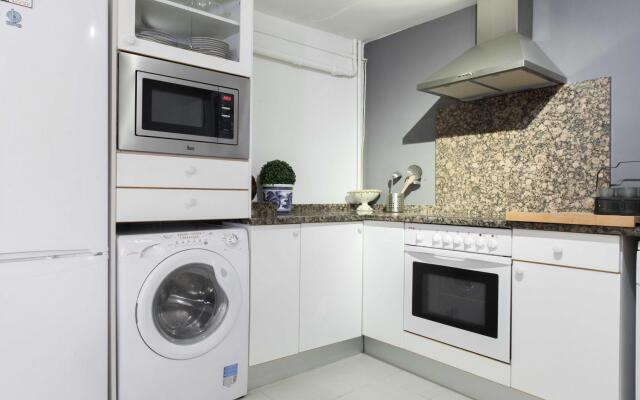 M (AXIII83) Apartamento con jardín Hispanoamérica