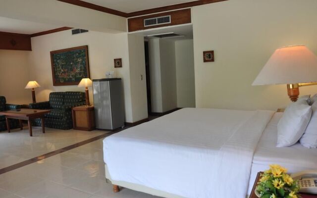 Bali Beach Hotel
