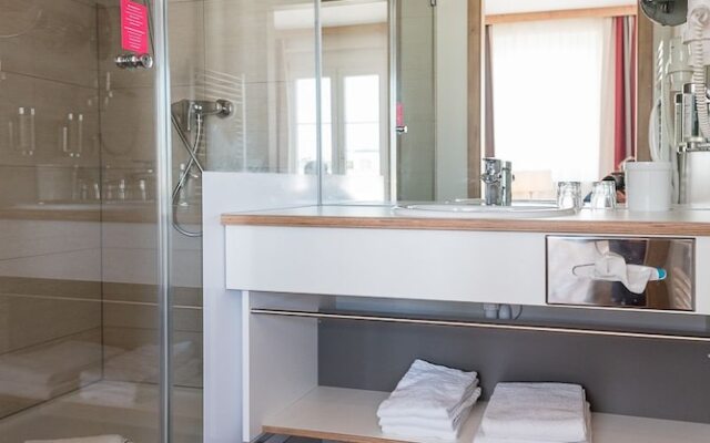 Hotel Max 70