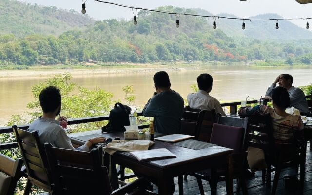 Villa Thida Mekong Riverside