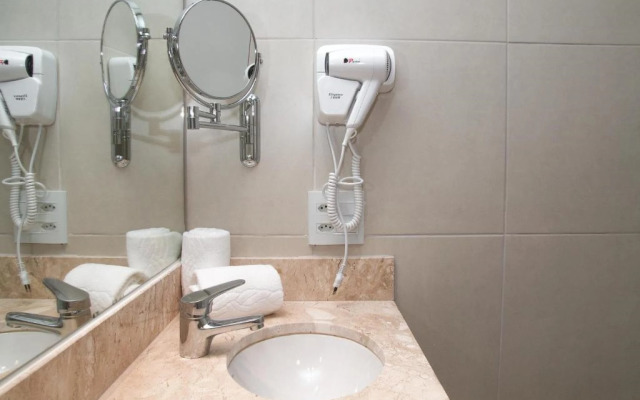 Bristol Imperatriz Hotel