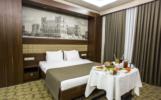 Renaissance Palace Baku