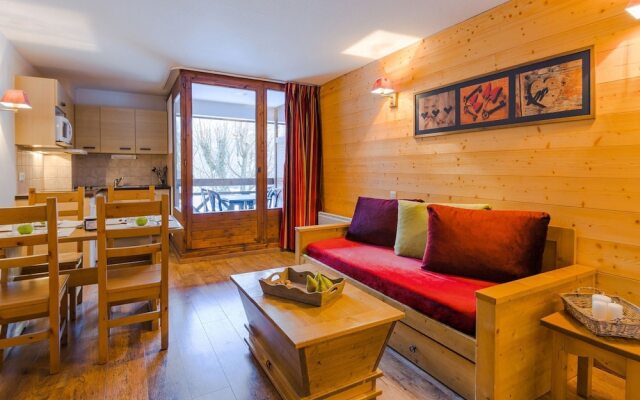 Cosy apartment in Brides les Bains 600m from the skilift