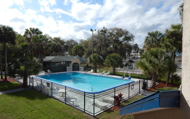 Knights Inn Plant City