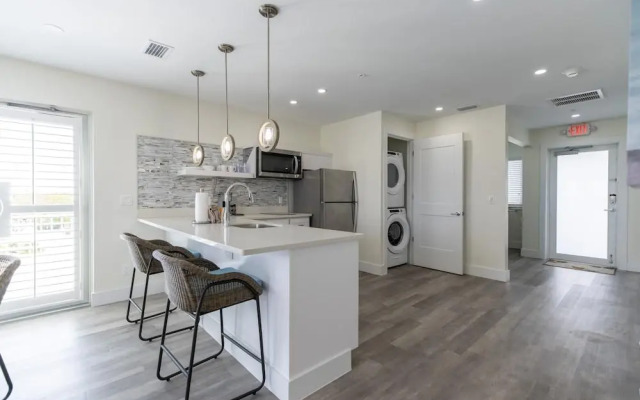 Sugarloaf Key Hotel at KOA Resort