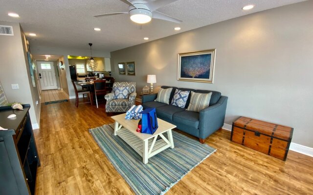 Sun Plaza West - 214