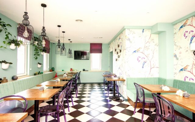 Hazz Boutique Hotel