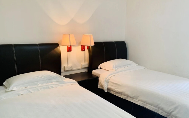 OYO 90036 Eagle Wood Garden