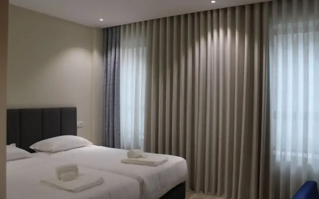 Oporto Station Hostel & Rooms