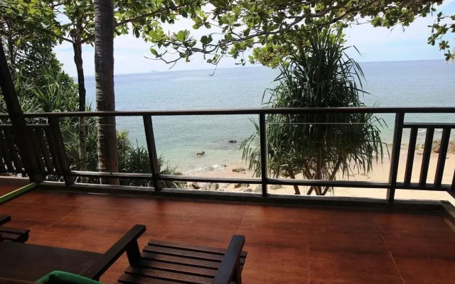 Moonlight Bay Resort