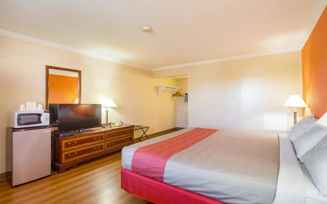 Motel 6 Mechanicsburg - Harrisburg West