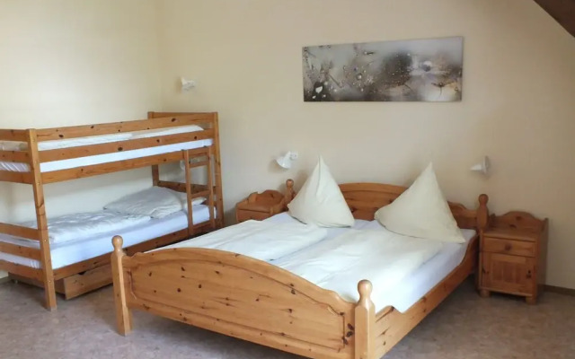 Appartements & Reitschule Fuchsenhof