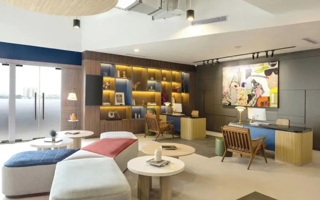 ARTOTEL Hub Simpang Temu