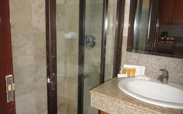 City Suites Ramos Tower