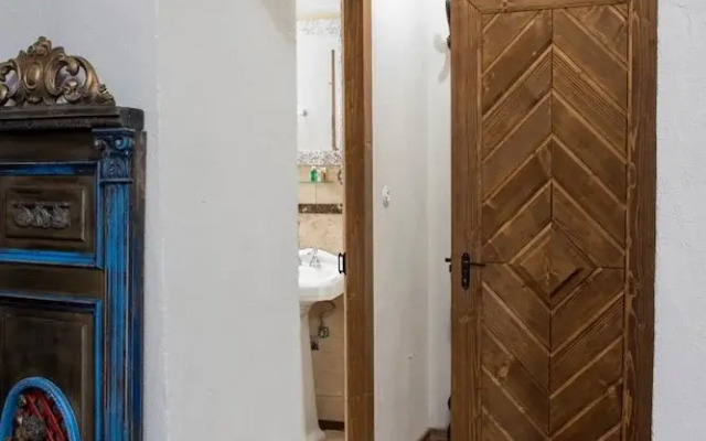 The Throne Boutique Hotel