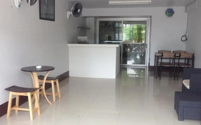 Chill Paradise Guesthouse