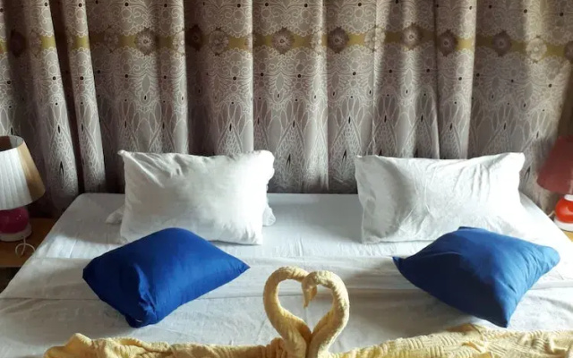 Yala Waves Beach Resort
