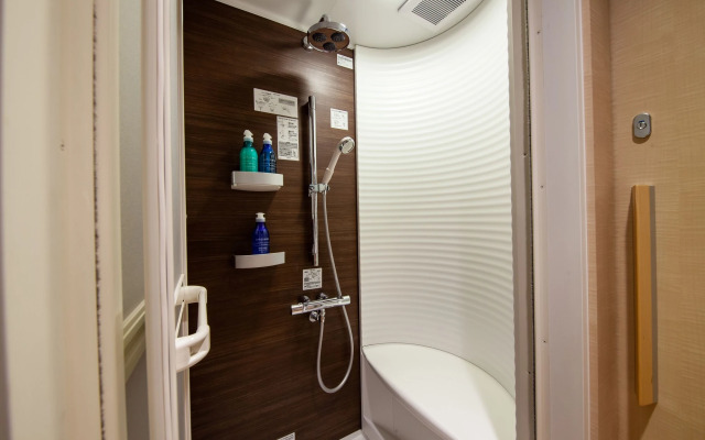 Y's Cabin & Hotel Naha Kokusai Dori