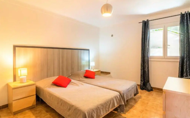 3 pièces à 100m de la mer