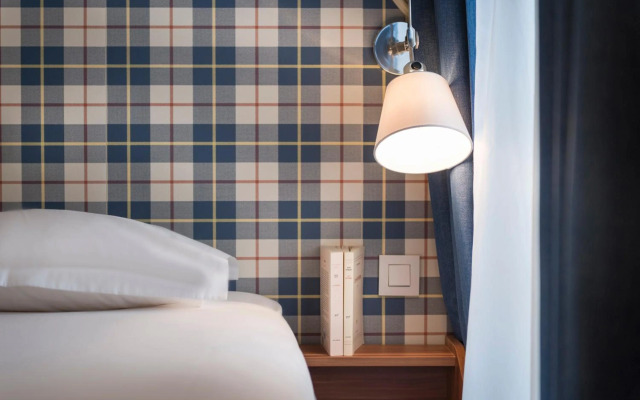 Hôtel Boris V. by Happyculture