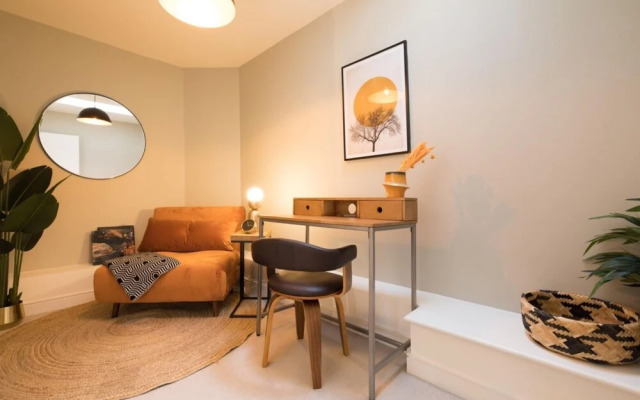 The Highgate Hideaway - Modern Stylish 2bdr Flat