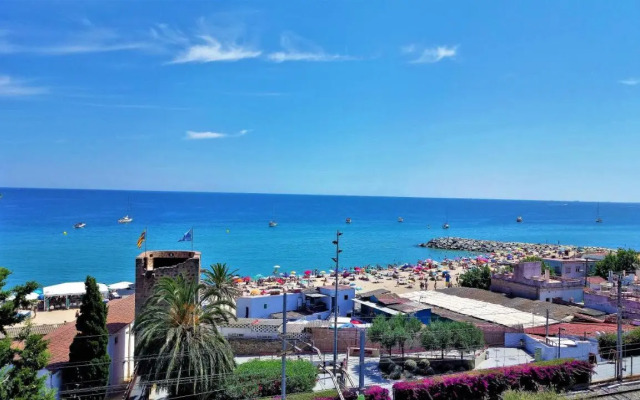 Bianca Seaview & Beach Apartment