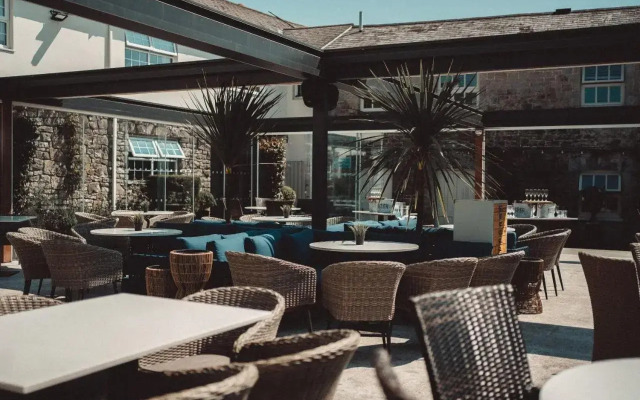 The Bear Hotel, Crickhowell