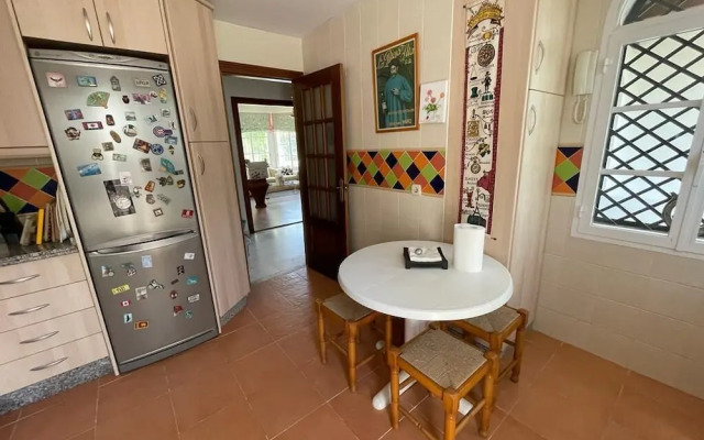 Spacious House w/ Private Pool Next to Golf Club