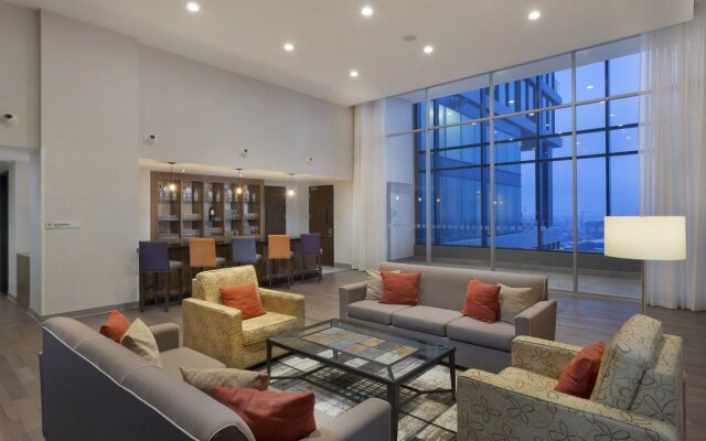 Holiday Inn Hotel & Suites Montreal Centre-ville Ouest by IHG