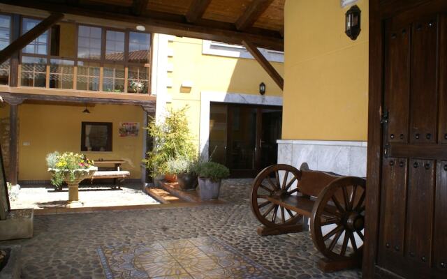 Hotel Rural Monasterio de Ara-Mada