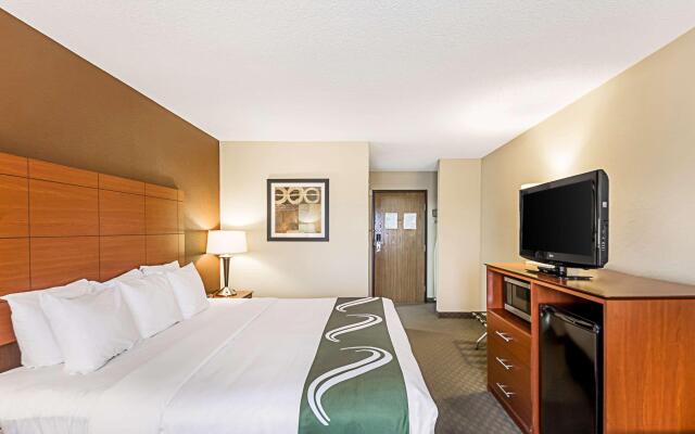 Quality Inn Sheboygan North I-43