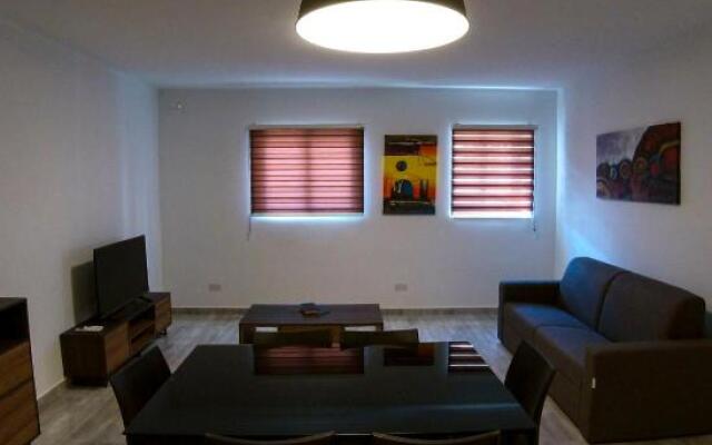 F8 Modern and Bright Apartment in Malta