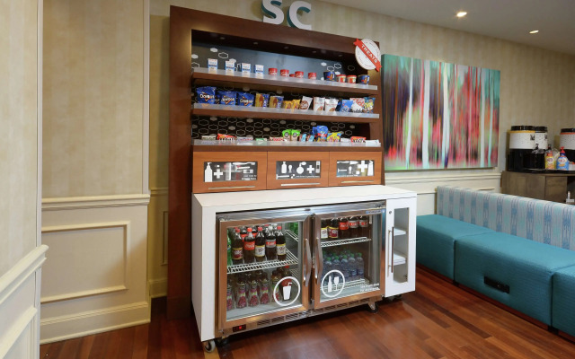 Hampton Inn & Suites Clinton - I-26