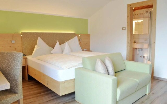 Hotel Karin
