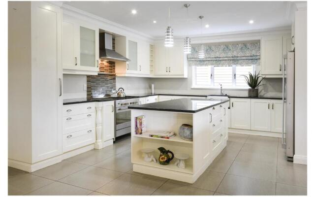 66 On Monzali 4 Star Luxury Guesthouse