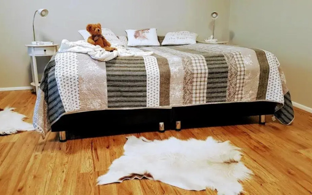 Skálatjörn Guesthouse