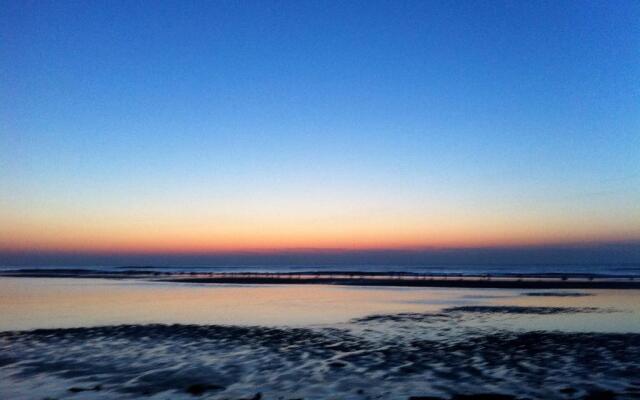 Beach 51
