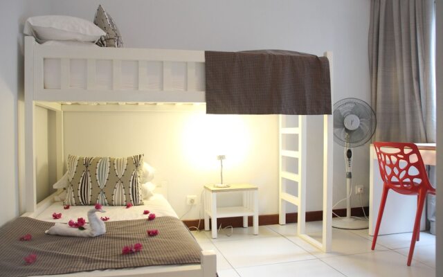 Plage Bleue Beachfront Apartments