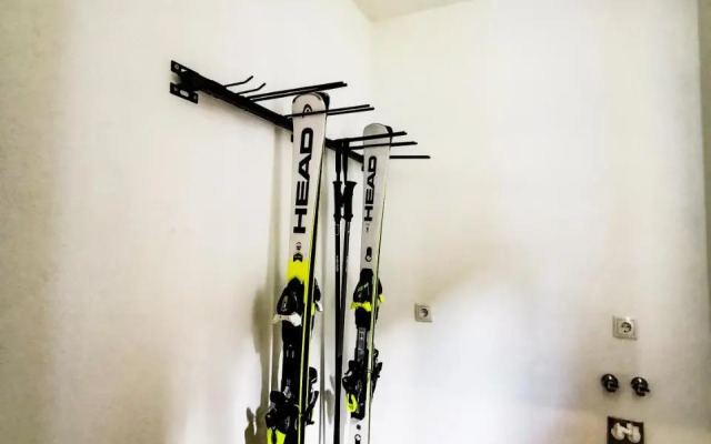 Apart Pair im Dorf