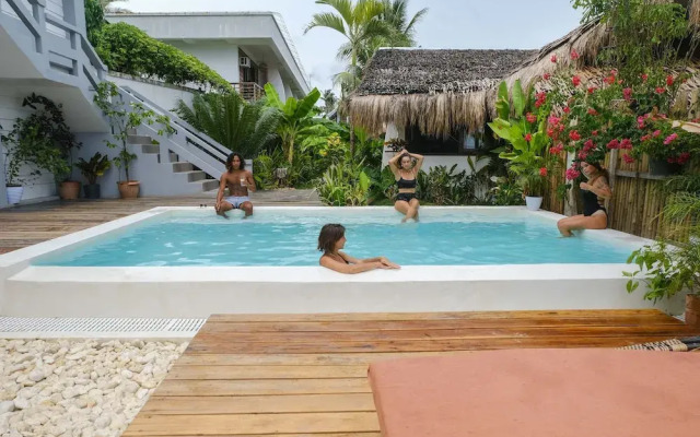 Happiness Beach Resort Siargao