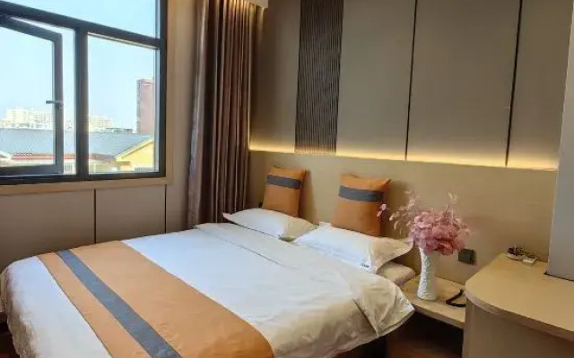 Zibai Sanya Hotel